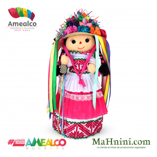 Muñeca tradicional de San Idelfonso Amealco de Bonfil Querétaro Donxu La Pastora Danzante